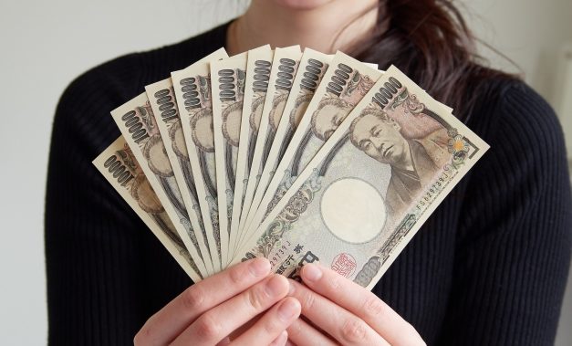 日払い 即日 手渡し 当日現金 バイト 女性